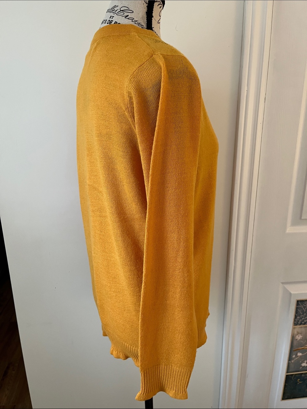 🍎Women's Mustard Yellow V-Neck Button Cardigan Sweater - Picture 7 of 9